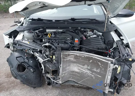 2023 Volkswagen Jetta 1.5T Sport z USA, uszkodzony, nr VIN 3VWBM7BU0PM012689